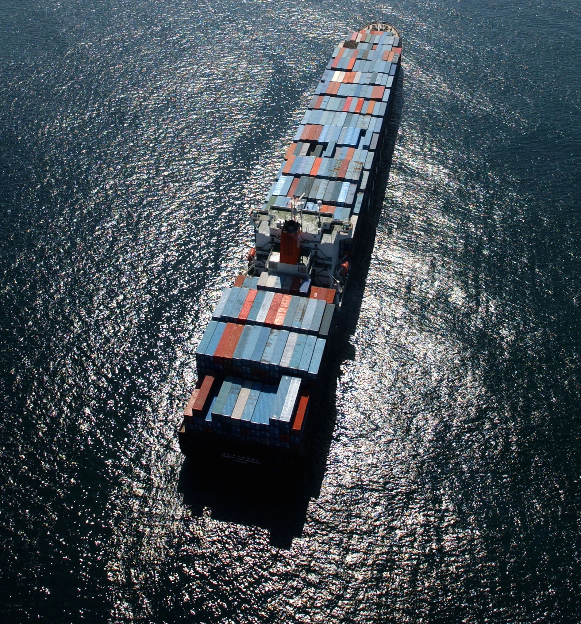Volvo_Cars_Renewable_Fuel_in_Ocean_Freight.jpg